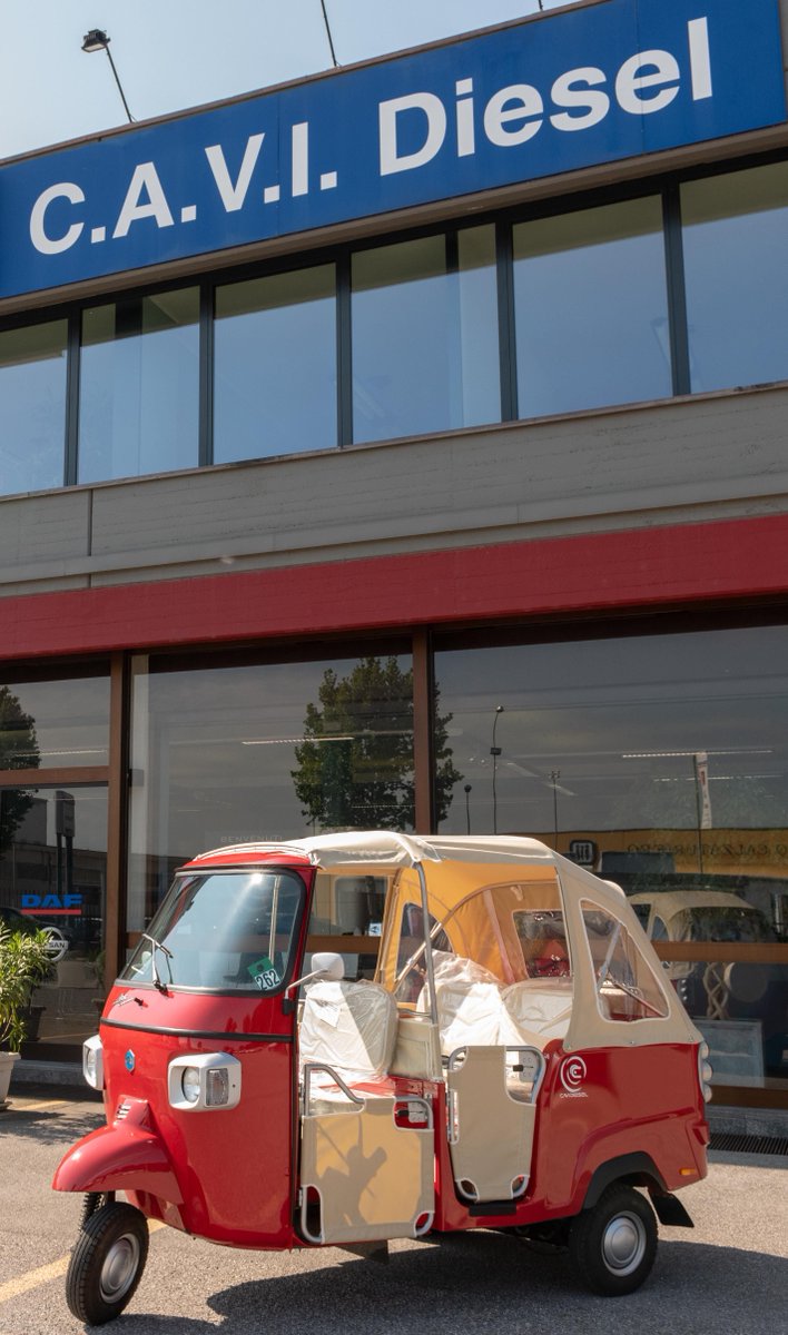 CAVIDIESELspa's tweet photo. il calessino Piaggio e' perfetto per portare in giro i turisti, ideale per strutture  immerse nel verde, alberghi in piccoli comuni, si adatta perfettamente alle strette strade dei borghi e permette ai passeggeri di godersi il panorama. https://t.co/iyNG9unl8N