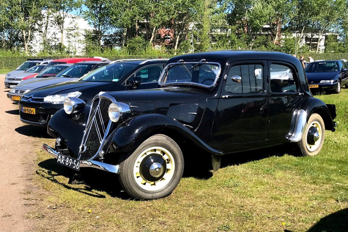 CARmagazine's tweet photo. French car fans, rejoice! A gallery from #Citromobile - a celebration of all things #Citroen 🇫🇷

https://t.co/j0ACMcrYdN https://t.co/sEQLJAGKT6