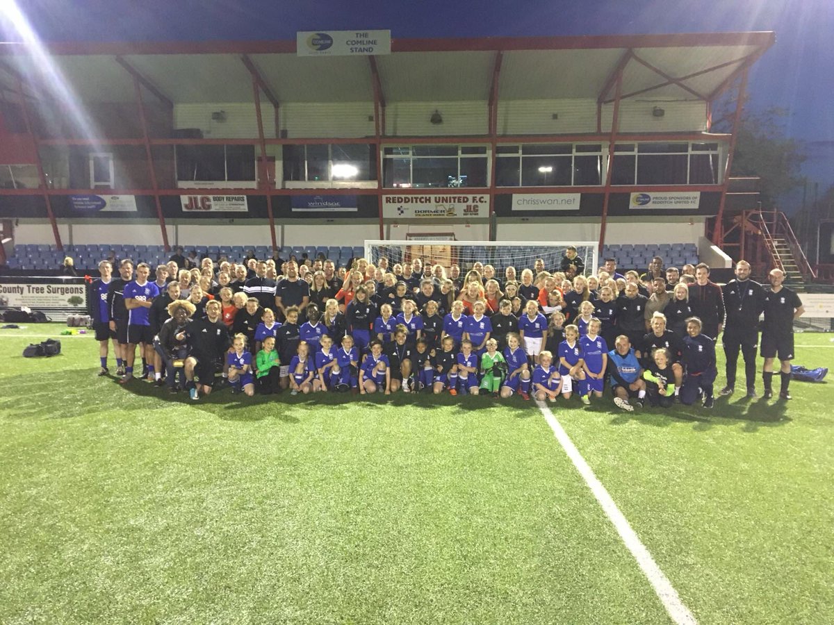 MaimeeMorris's tweet photo. Really proud to be a part of this 💙 Thank you to everyone here for an incredible season 😊 #blues #thenextgeneration #chancetothrive https://t.co/lUjtLZWaPW