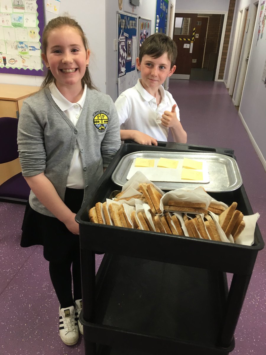 Portyschool's tweet image. The toast run has begun! #socialsnack #enterprise #friday