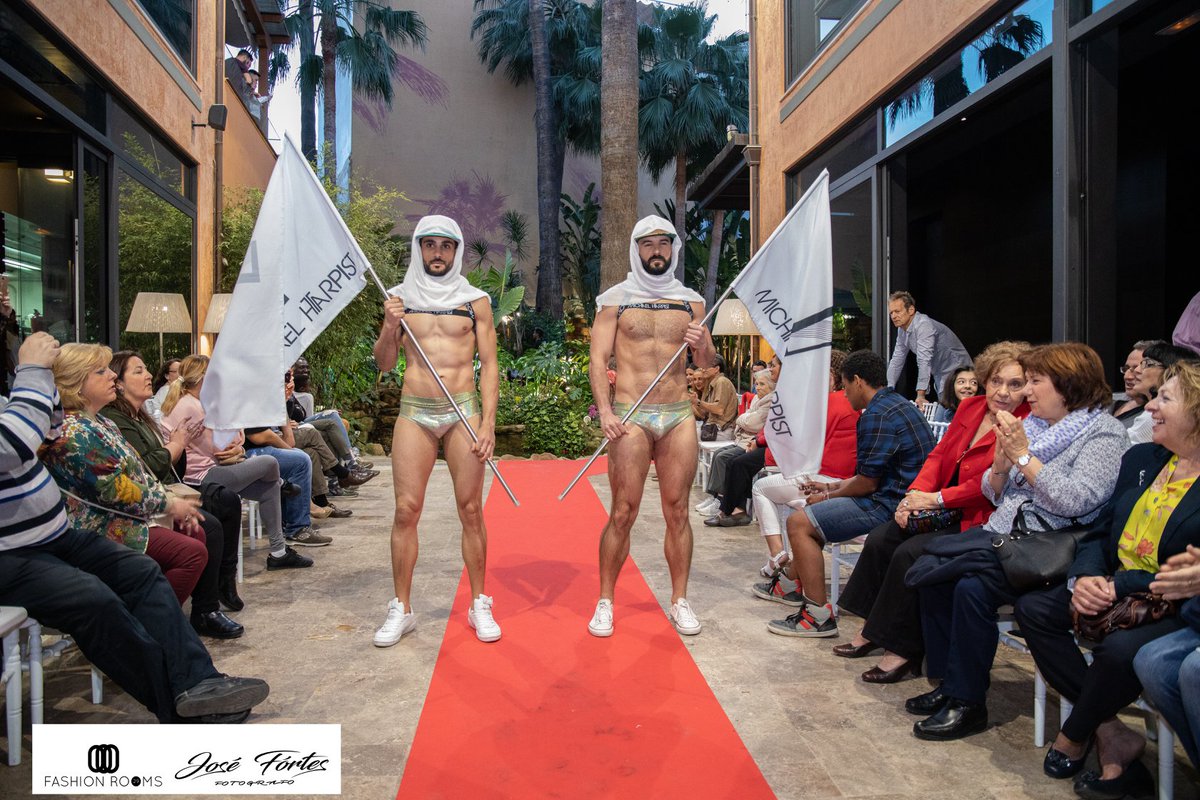 FashionRooms29's tweet photo. Pisó con fuerza la colección "Warriors" del diseñador Miguel Cobos en #fashionrooms29 #modamalaga #eventos https://t.co/3LCKUPvBvN