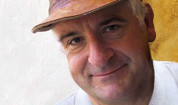deathbyhibachi's tweet photo. English #writer #DouglasAdams died from a #heartattack #onthisday in 2001.
#otd #TheHitchhikersGuidetotheGalaxy #author #scriptwriter #essayist #humorist #satirist #dramatist #sciencefiction #comedy #DeepThought #DontPanic #thenumber42 #fortytwo https://t.co/UyVO2Em1ao