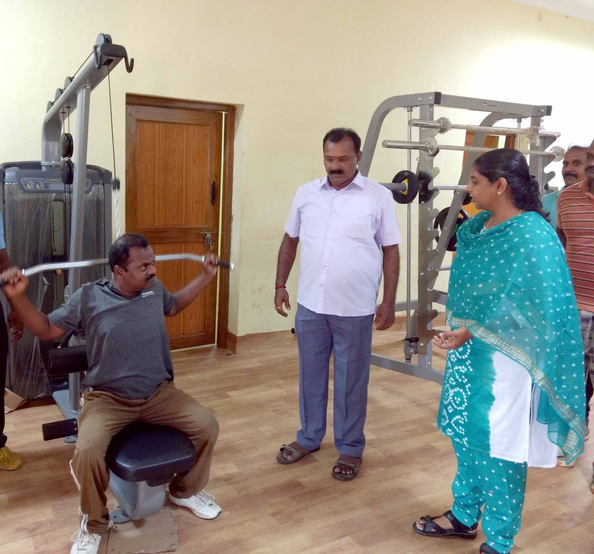 sdat_gov's tweet photo. Theni District Unit - District Collector has inaugurated New Modern Gym to the public use on 9.5.2018 https://t.co/ZqaZMlnYmc