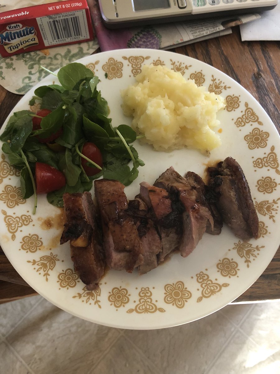 BigSmokedaChef1's tweet photo. Another one #futuretopchef #stonerscooktoo #stonerscookthebest https://t.co/IyKPWR6Brl