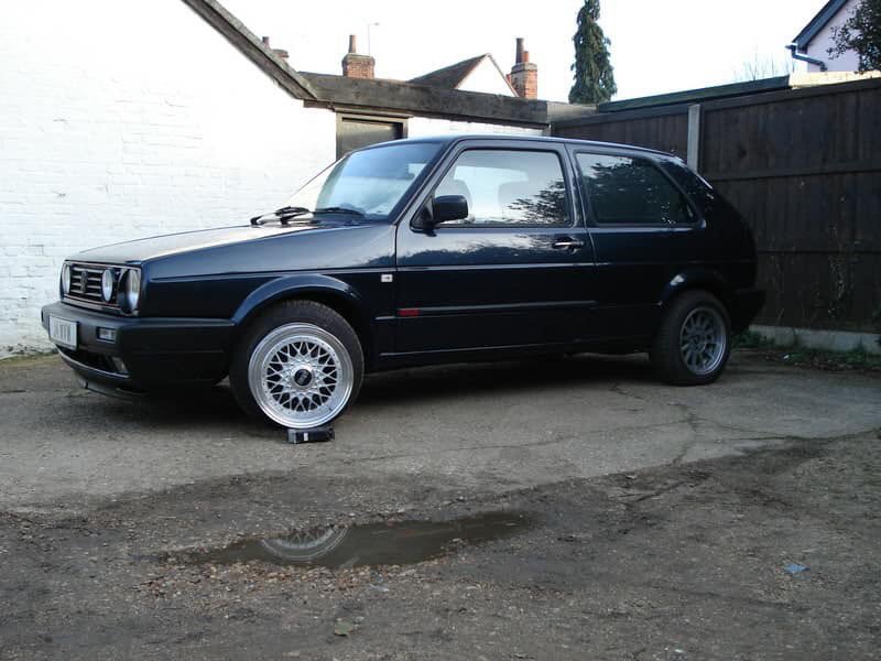 essexbugs's tweet photo. #stolen #Colchester #Theystolemywheels pleaseRT #Vw #vwstolen #M25 Please keep your eyes open https://t.co/qSSuZ9OrFg