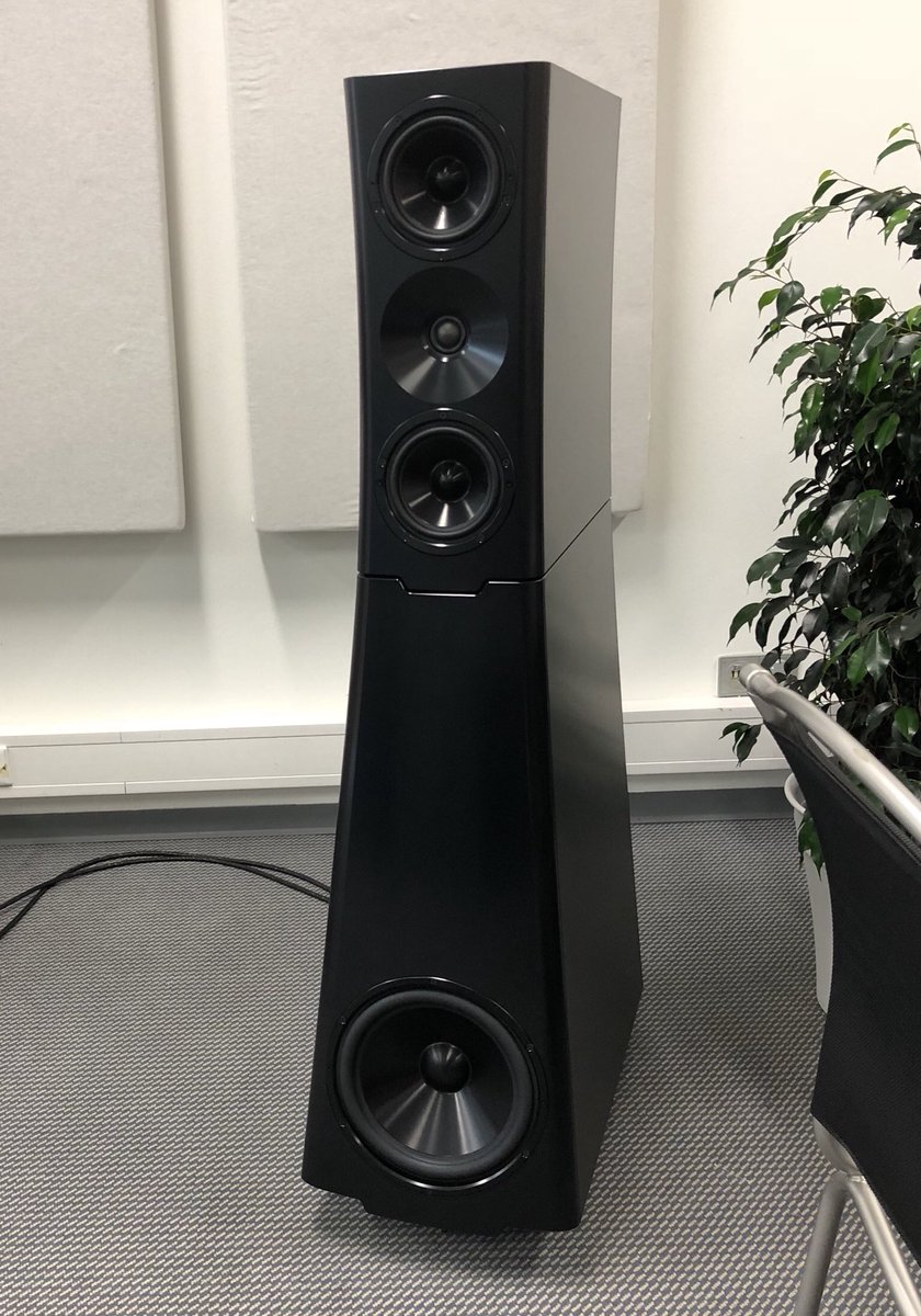 Absolute Hi End Yg Acoustics Sonja 2 2 Speakers At Munich High End Audio Show 18