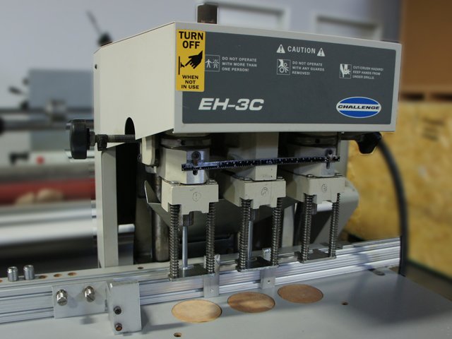 usedpresses's tweet image. For Sale: 1999 #Challenge EH-3C Bindery &amp;amp; Finishing machine is now available at best price. 

More details call @ 1-800-268-6577 OR Email @ machines@printersparts.com OR Visit used-presses.net/product/binder…. More machines goo.gl/aVnHCc #UsedChallengeMachine #UsedBinderyMachine