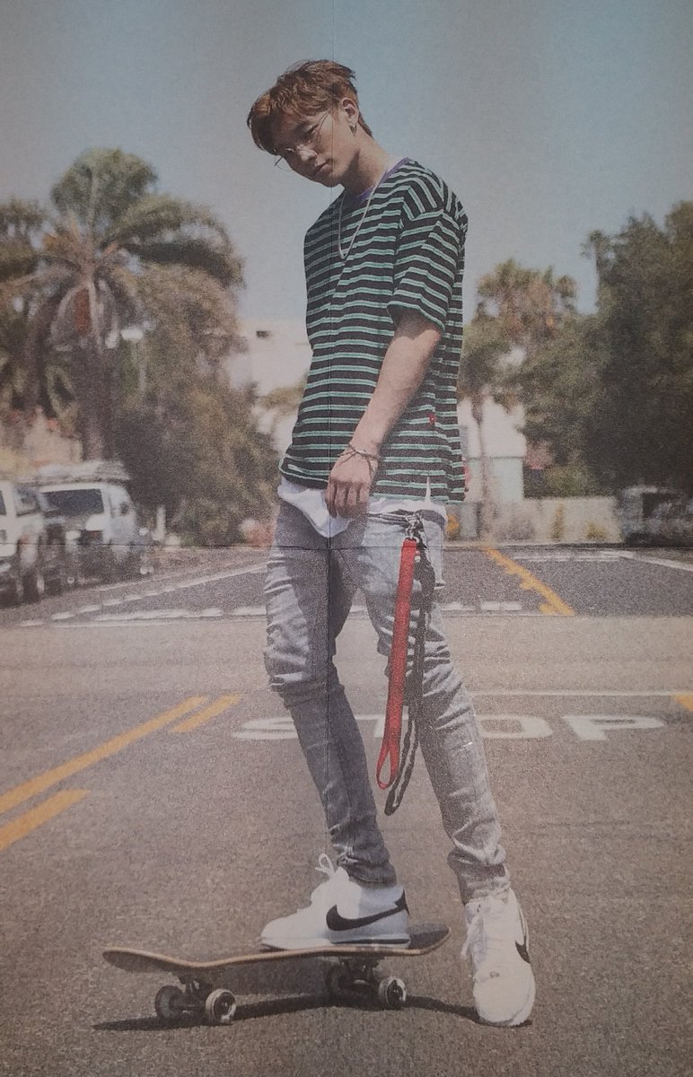 ViPKONICxxi's tweet photo. WHY SLEEP ON THIS ALBUM??? Song-, photobook-, and poster-wise, EVERYTHING IS LOVELY and AMAZING!!!! GOD, I LOVE IT! THANK YOU, @bluecasso10 FOR MY LOVE AND FALL ALBUM!!! Loved what you did to the package. 😉😂 #Bobby #LoveAndFall #LoveVersion https://t.co/9Qf6FmrrMU