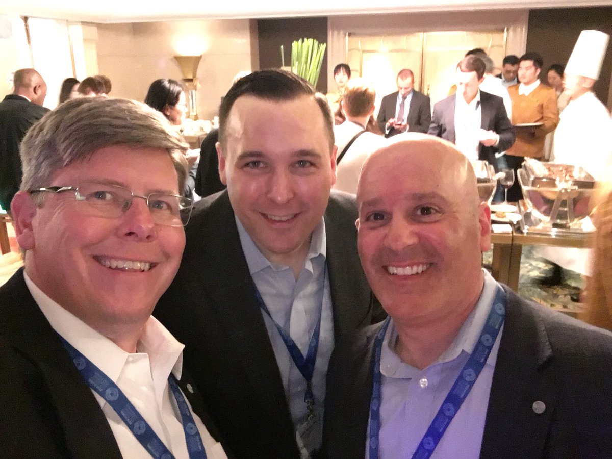 jackdwyercfa's tweet photo. Lucky to learn at #2018GlobalSLC with @danfasciano https://t.co/hWrYiWEYv9