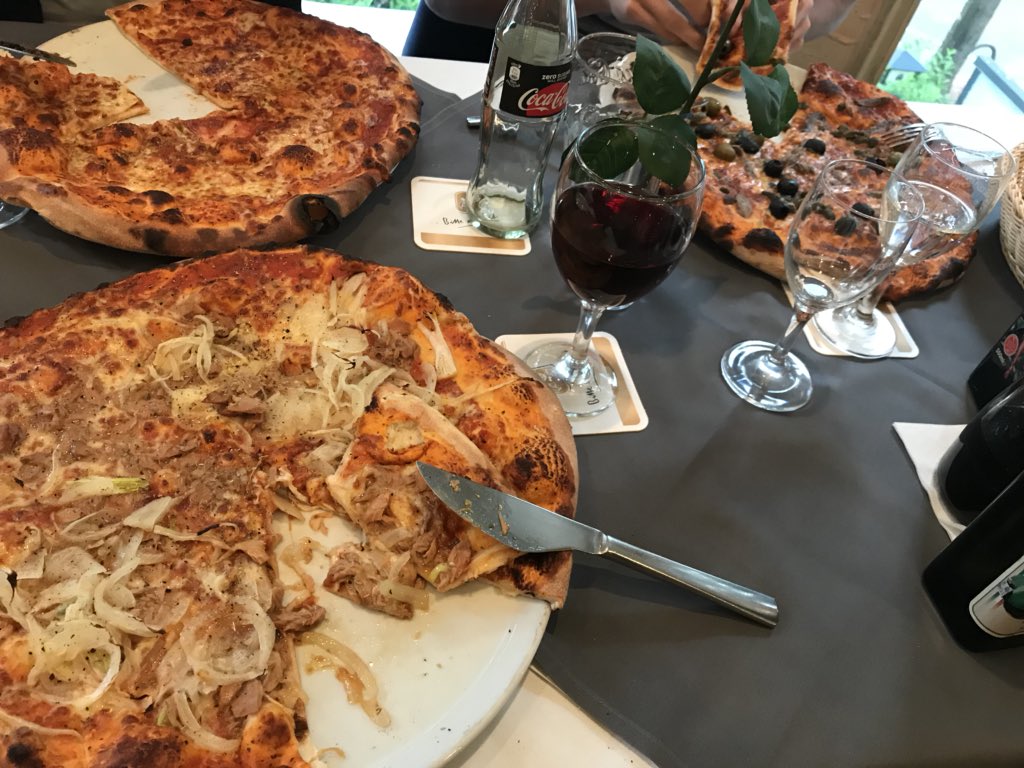 Harald Kettenbach A Pizza Feast On Father S Day With My Sons At Our Preferred Pizza Parlor In Bonn Germany Not Bad Given We Re Not At Damichelenapoli Pizzapizzapizza Tuscolo Pizza