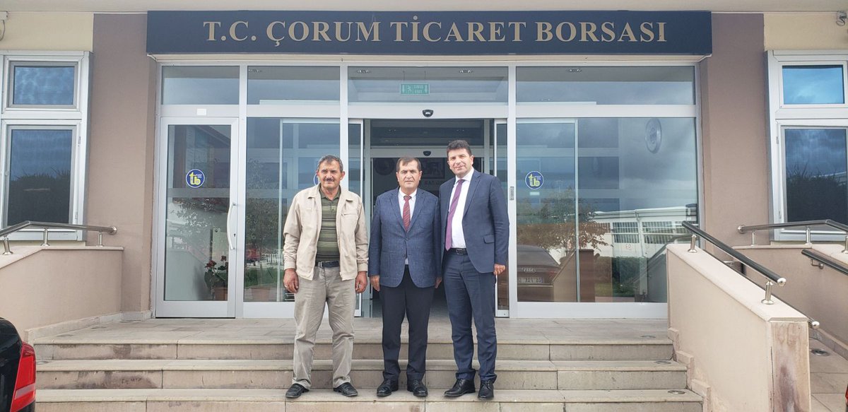 Çorum Ticaret Borsası Yönetim Kurulu Başkanı Naki Özkubat'ı ziyarette bulunduk.İlgi ve alakalarından dolayı teşekkür ediyoruz.