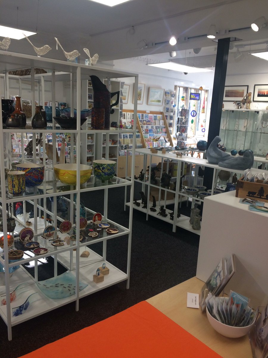 Happy #SomersetDay everyone. We had a great day yesterday here <a href="/MiS4Etatu/">Made In Somerset</a> #MadeinSomerset but everyday here is a celebration of #Somerset  we support over 100 of the best #Somersetartists all year round <a href="/Visit_Somerton/">Visit_Somerton</a> <a href="/VisitSomerset/">Visit Somerset</a> #takealook