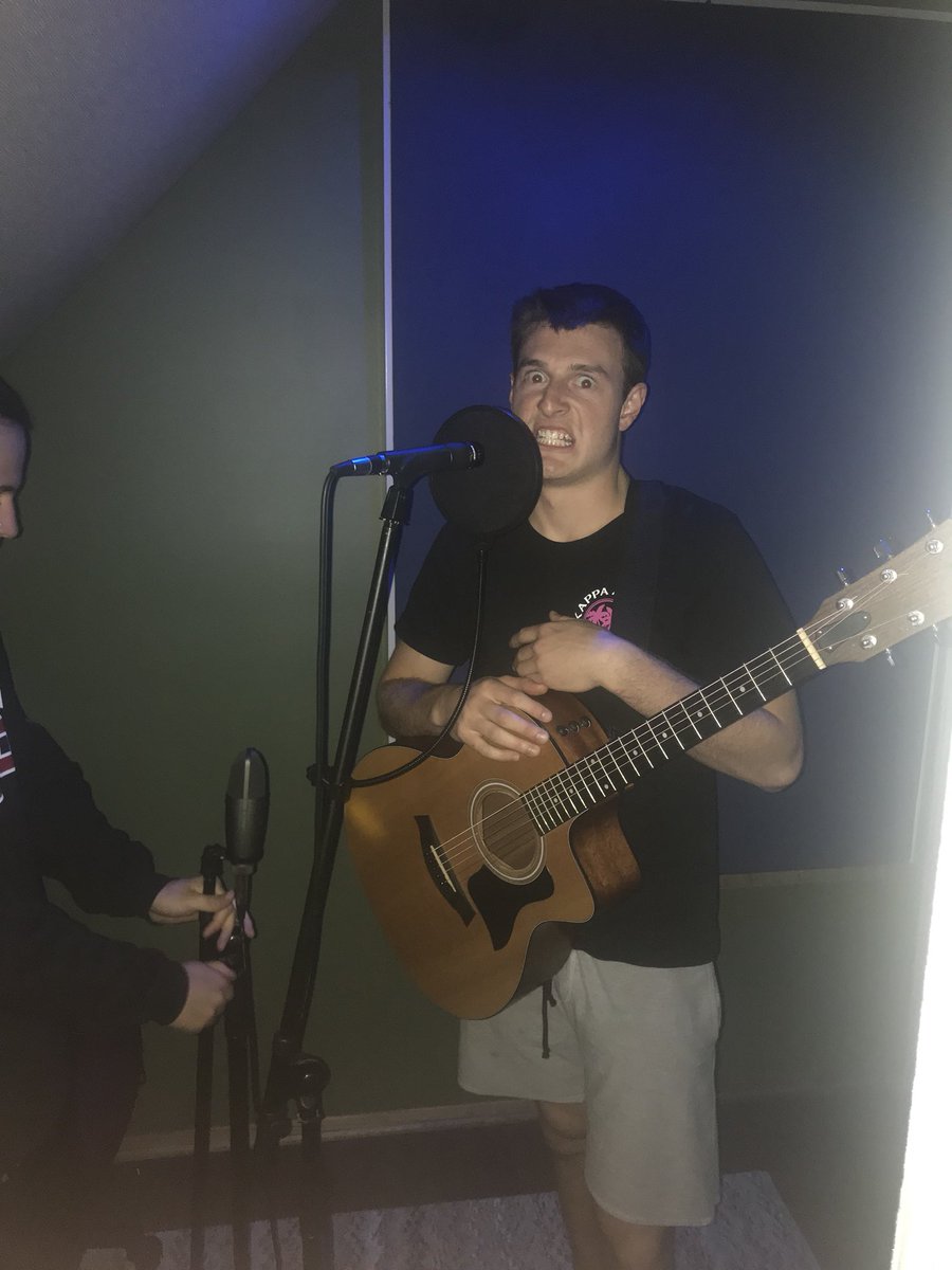 SinEmbargoBand's tweet photo. Laid down a bunch of tracks in the studio tonight! Stayed tuned this summer for a full album!! https://t.co/p7j4ba4Hmn