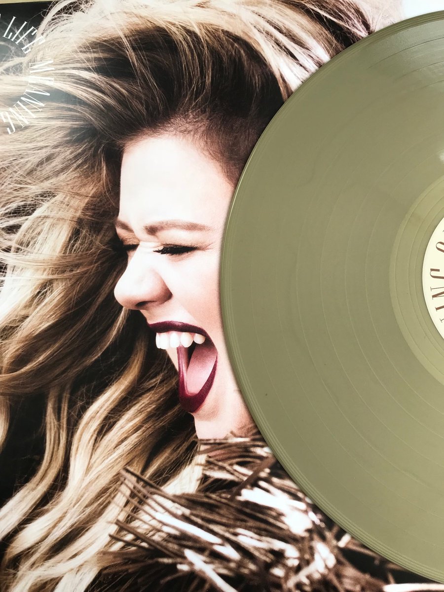 Look what arrived today!! Super excited...loving this! 🎶🎶 💕💕 @kelly_clarkson