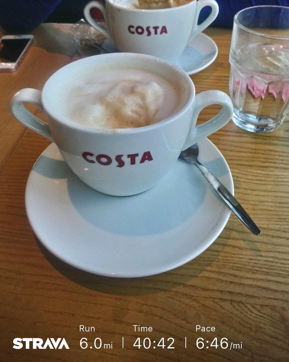 LarkRufc's tweet photo. #PostRunCoffee @CostaCoffee yesterday, tomorrow will be my 1st total day off from training &amp; running since February 12th in Barcelona! 👍 Going to do my nut in! Rest up a head of the Yorkshire 5000m Champs 🏆

#runthroughuk #ukrunchat #marathontalk #runnersworld #TeamBlizard https://t.co/4jOllXATog
