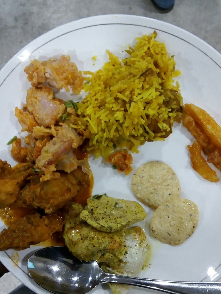 kingpin_axe's tweet photo. I was on diet and fishes called for the lunch 
#SAPFreshersDay2018 
#lifeatSAP https://t.co/cbVEWWUzlo