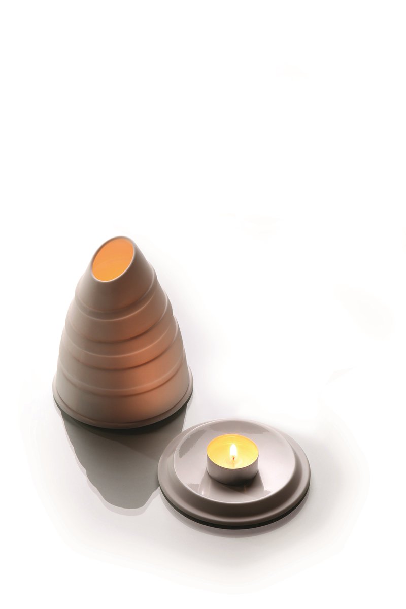 Zieher_Shop's tweet photo. Mit Stil Atmosphäre schaffen - Windlicht mit Untersetzer
>> https://t.co/Wo6hRFl3Pm
#zieher #ziehershop #design #deko #tableware #deko #atmo #atmosphäre #designthinking #designinspiration https://t.co/DYGdIoUXDa