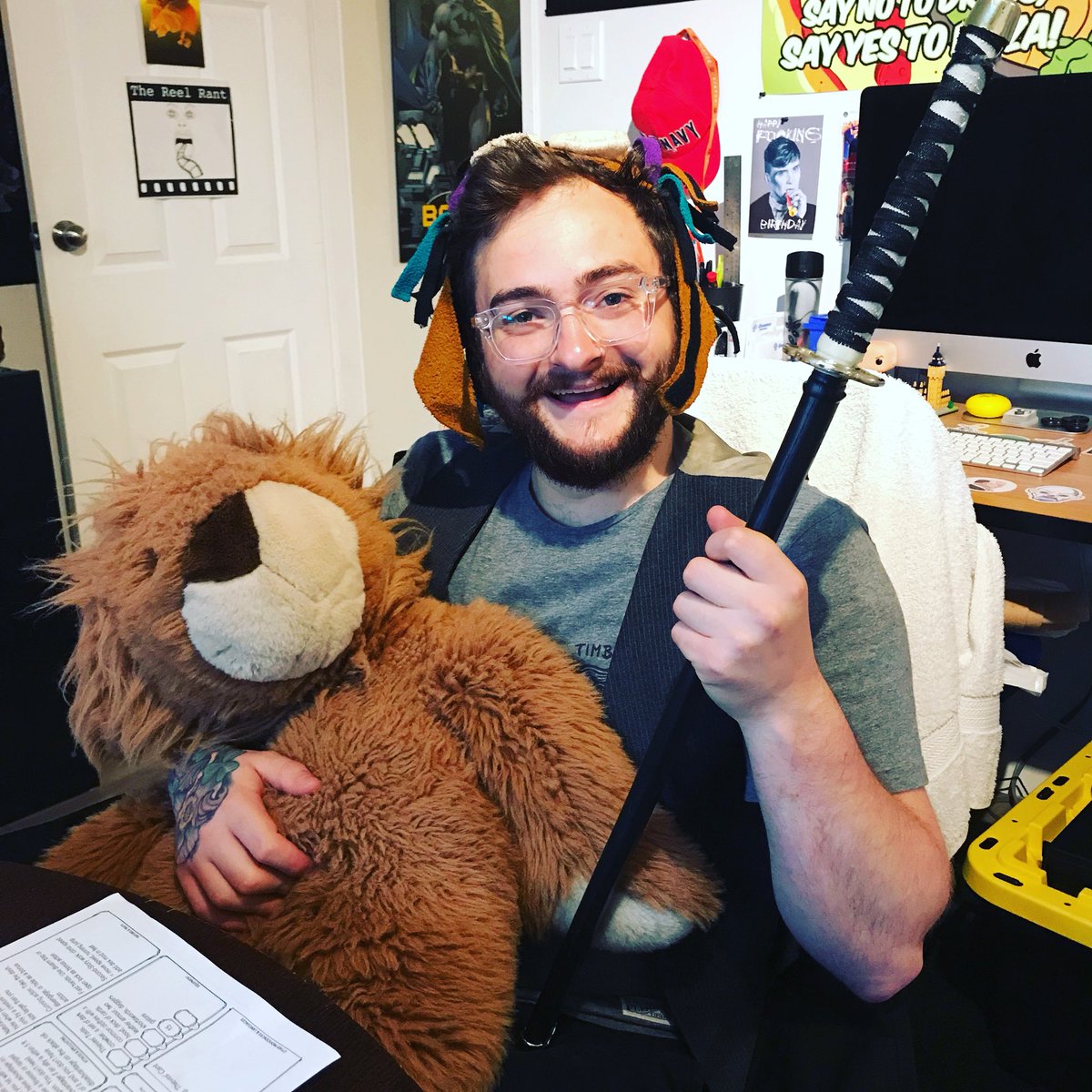 TheReelRantPod's tweet photo. Our #podcasthost @Breandan_McGhee played #dungeonsanddragons today! Look how #happy he is! 😂 #podcast #PodcastSummit #podcaster #movienight #filmdirector #MovieNews #fantasy #fantasyfiction #rollplaying #tabletopgaming #PodcastHQ #comedy #rollplayinggame #moviesanywhere #Films https://t.co/OxoSGKvngC