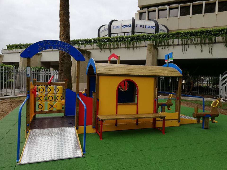 ScProgetti's tweet photo. Tutti in carrozza bambini, si parte TUTTI insieme per nuove avventure😊🚂
#scprogetti #bimbifelici #parchigioco #giochipertutti https://t.co/6upJSTdQrl