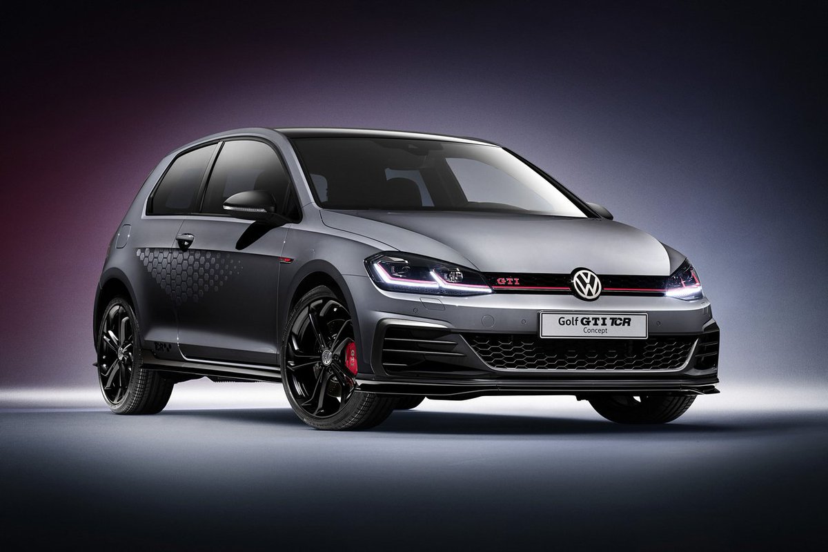 auto_app's tweet photo. Non c'è che dire, la nuova #Volkswagen #Golf GTI TCR è un'auto da corsa pensata per la strada --> https://t.co/tjwtCsKnlW https://t.co/xr8PKcL24M