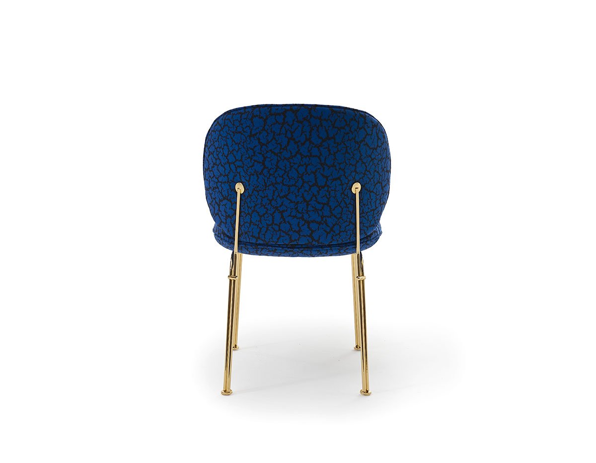OfficialSancal's tweet photo. MULLIT chair, by @YONOH
This crazy idea of a "cushion with legs" was the starting point for Yonoh to roll up their sleeves and get down to work. The result is Mullit, an original chair with a formal design.
#mullit #yonoh #junglacollection #colour #happysancal https://t.co/ONDkfFy2zi
