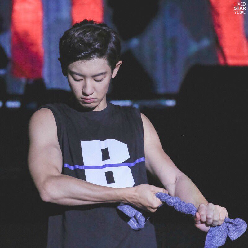 blueharo21's tweet photo. ซักผ้าอย่างไรให้ได้เมียทั้งหมู่บ้าน by PCY https://t.co/IIAginYkJI