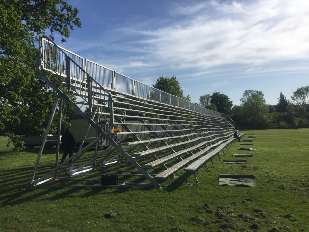 Today’s job, 21 bay whole school photo!