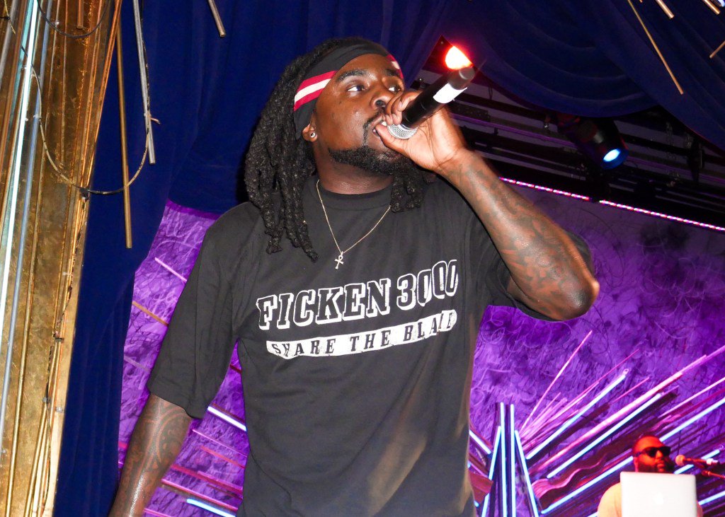 wegoodlooking's tweet photo. WALE, UBER, PIZZA, PENTHOUSE https://t.co/0HWCCivJfR https://t.co/oRWebws6ZW