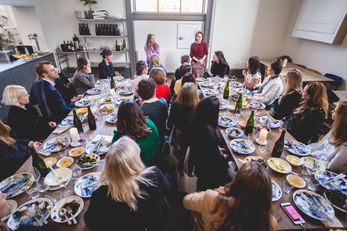 Throwback to this summer’s talk event at Apollo Bar. In less than a month we will throw the event My Story in the Fashion Industry. Enjoy a delicate dinner and listen to exciting stories from leading Danish fashion figures 🍷👠 Tickets: bit.ly/2w9216b  #cphfw #cfw