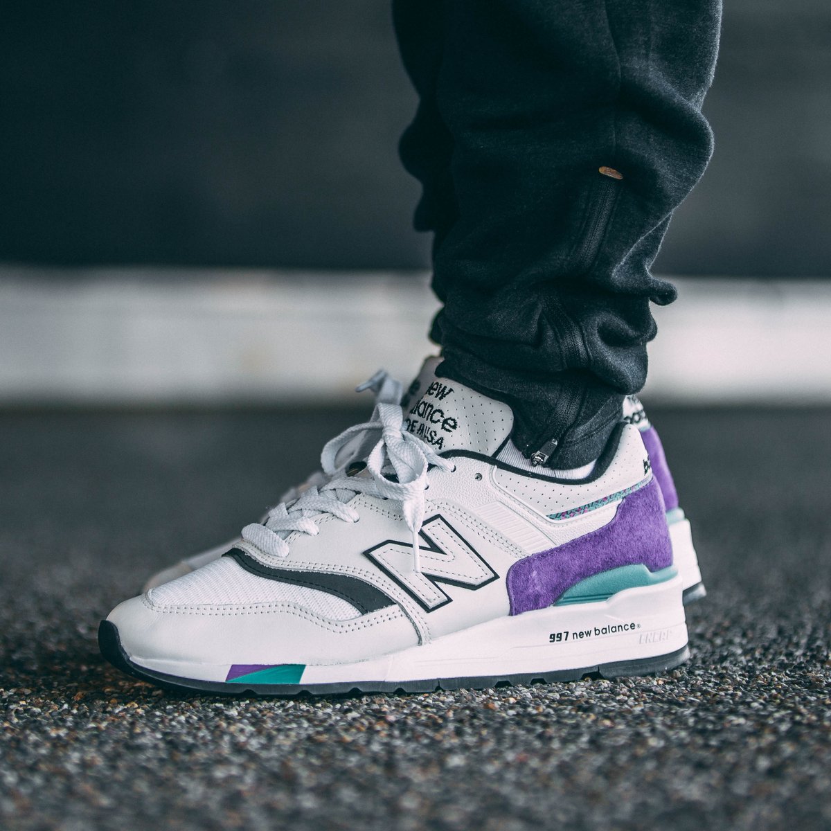 new balance 997 white purple