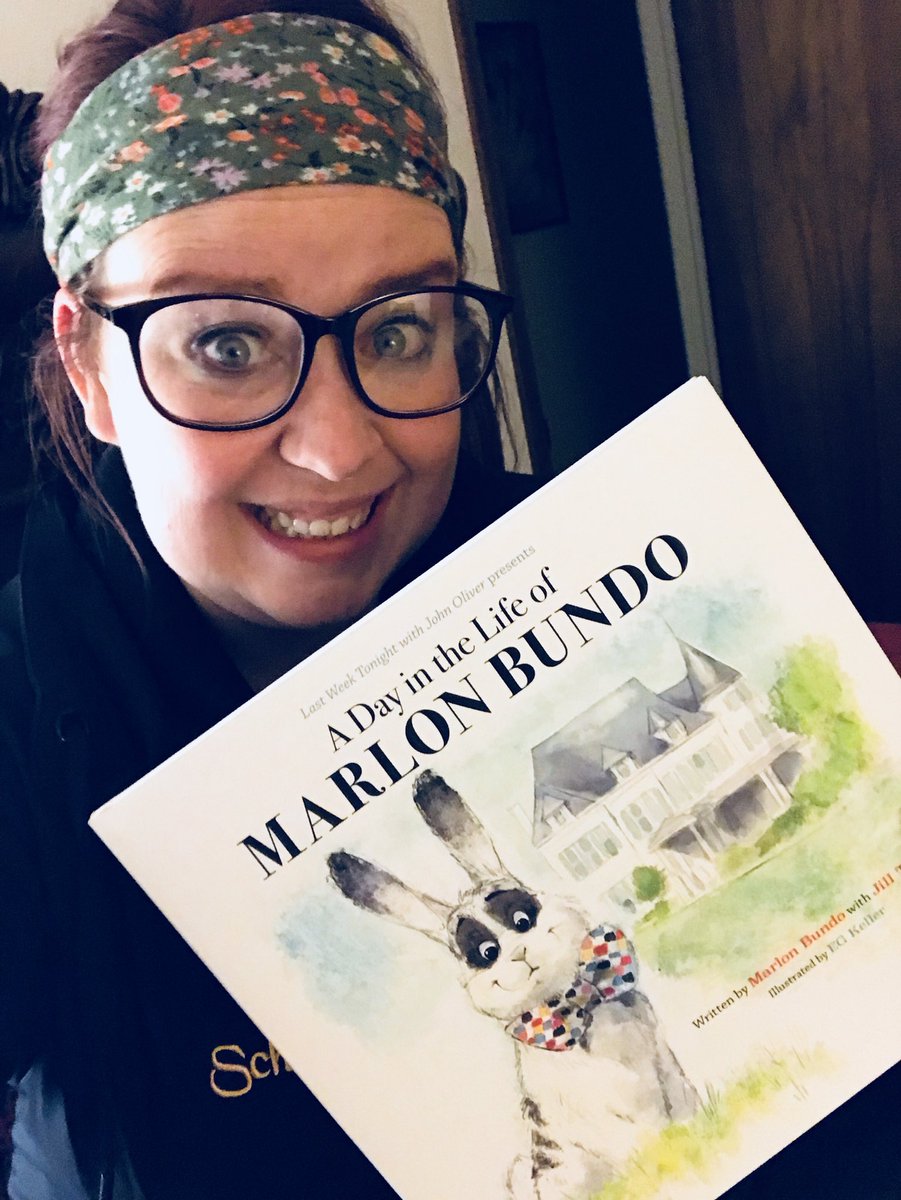 tallianosaur's tweet photo. IT FINALLY ARRIVED! 😍 #betterbundobook #marlonbundo @LastWeekTonight https://t.co/pG39enHdcX