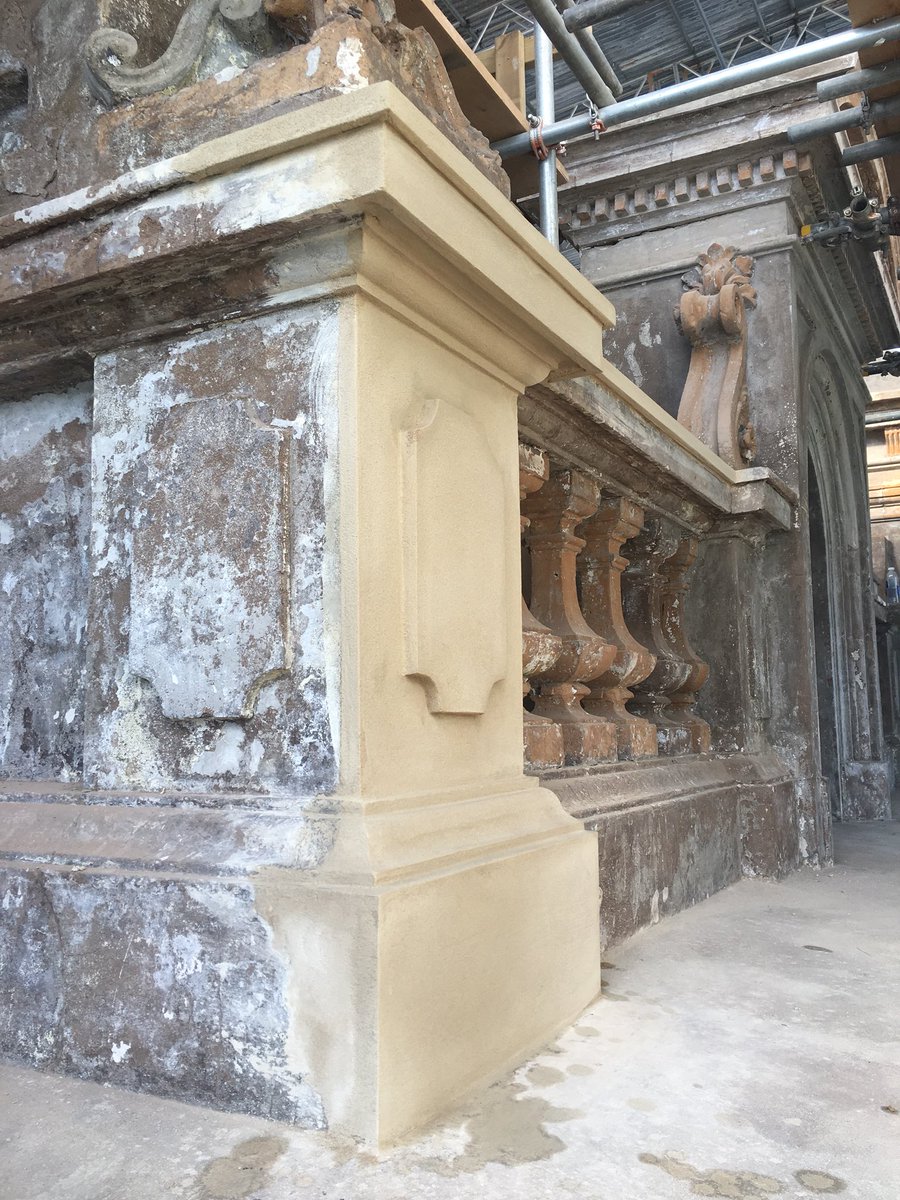 Here is our Stone Restorer, Paul. Currently putting finishing touches to his latest free hand stone repair at one of our projects in Holland Park. 

Great work Paul. 

#WilliamsRestoration #StoneMason #StoneRestorer #Lime #Conservation #BuiltHeritage #LondonHeritage #Heritage