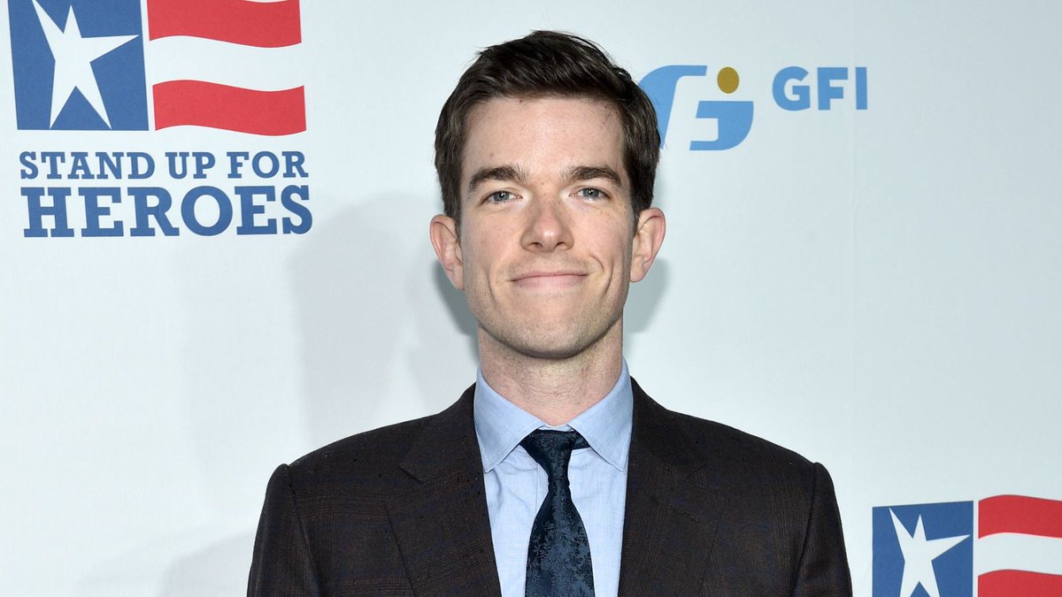 TheAVClub's tweet photo. Detective J.J. Bittenbinder is not amused by John Mulaney's jokes about him https://t.co/v7UyBUbni9 https://t.co/tsxTkXepXg