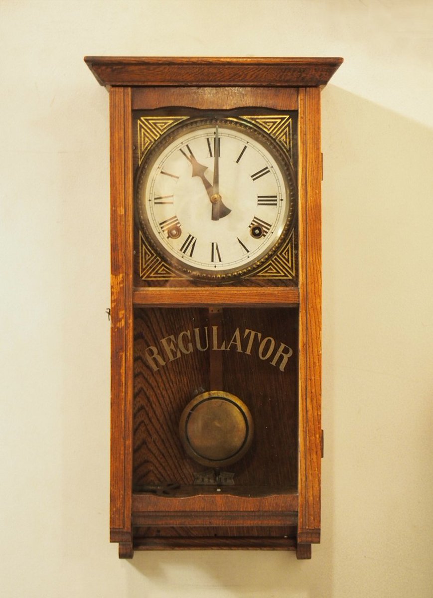 アンティーク 山本商店 On Twitter ボンボン時計 低い音と高い音が相まった 心地よい響きの音色 角柱時計 ２４ ８８０円 W２４ D１３ H４５ オーバーホール済