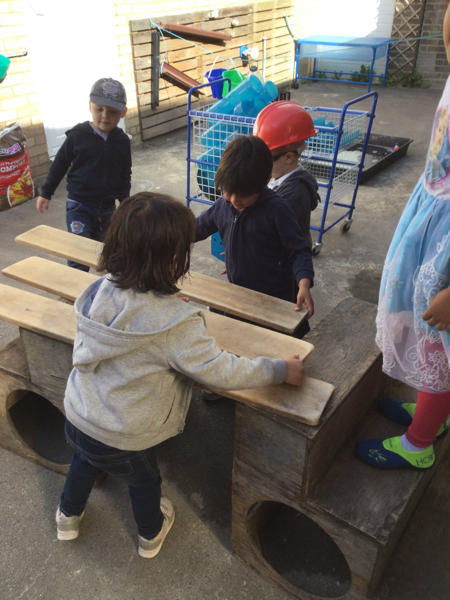 OLadybirds's tweet photo. Look at our amazing bridge for playing ‘Billy Goats Gruff’ https://t.co/biqx7sf6h4