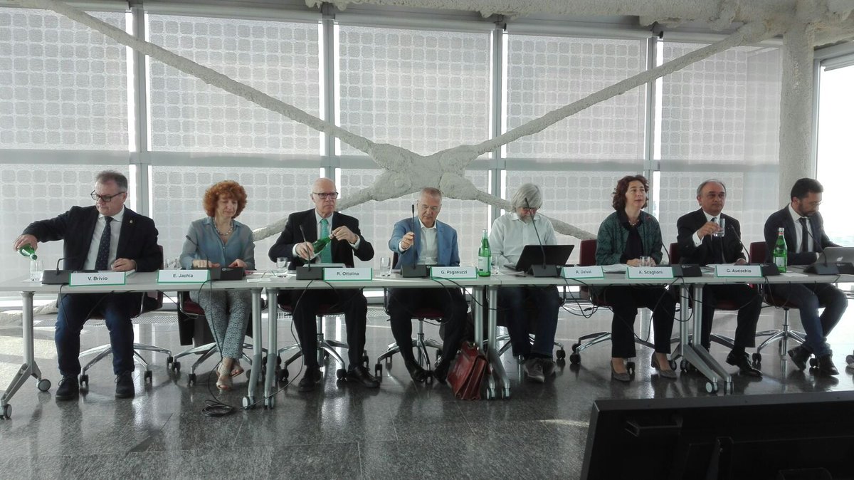 ConfcommercioLo's tweet photo. #Altoga e @ConfcommercioLo all'evento di @RegLombardia Realtà e prospettive del #Commercio #EquoSolidale https://t.co/a2w5fIcyAI