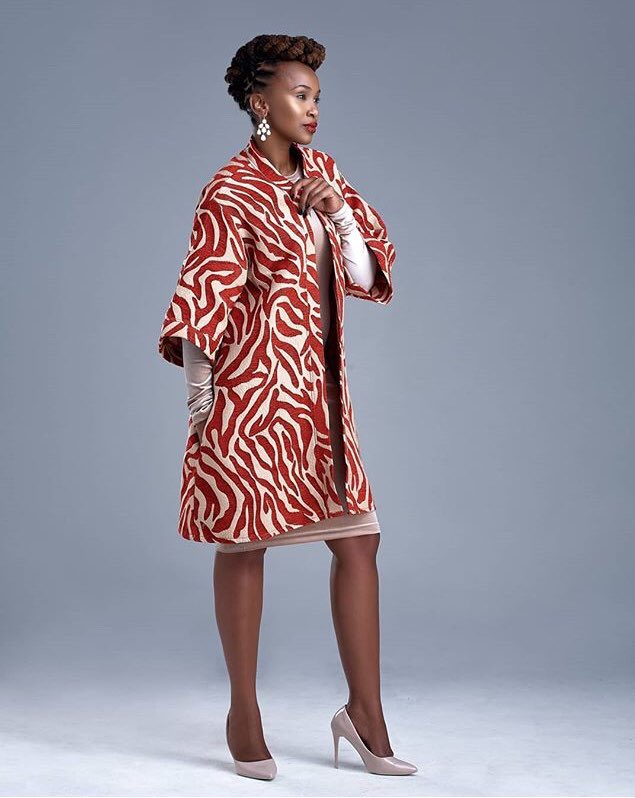 FelicityShiba's tweet image. It’s a Kimono. It had to be. A woven warm, luxe satin lined Autumn Winter piece. An absolute favourite. ❤️ 

The Luxe Kimono R1600
email order@felicityshiba.co.za T’s and C’s apply.  #mawisaxshiba #MSAW18 #FinalLook #look7