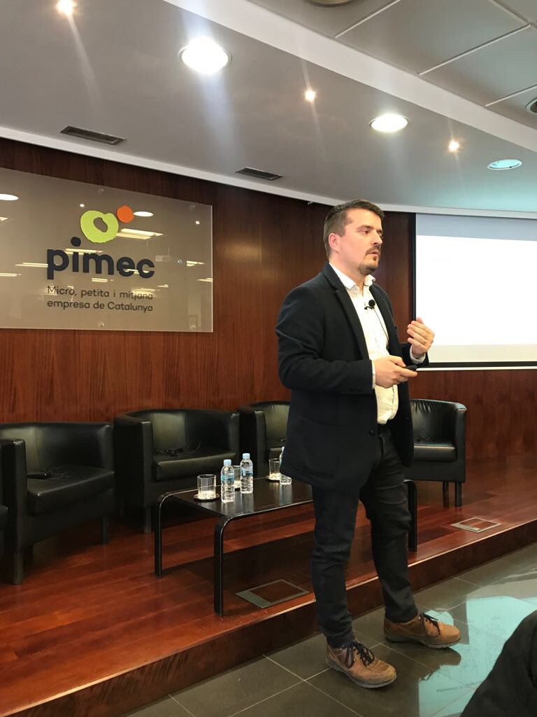 ubiquat's tweet photo. Molt contents de participar a @PIMEC en l’acte “Blockchain: més enllà de les criptomonedes” #blockchain #tokenomics https://t.co/Ott6lK3Prk