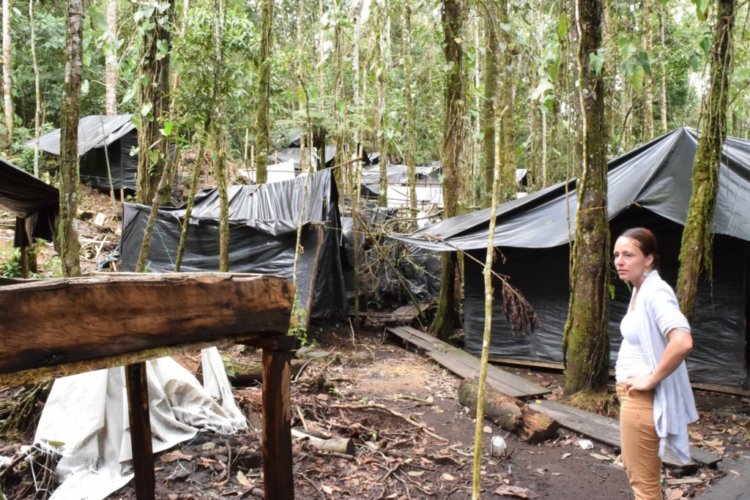 SocialWOTS's tweet photo. #Reportage Il prossimo 27 maggio la #Colombia si recherà alle urne per eleggere il nuovo presidente. @marcoypurpura ci offre uno spaccato sulla complessa situazione politica del Paese: mentre la #pace con le #FARC arranca, il narcotraffico cresce. Leggi su https://t.co/1bXCWm23JQ https://t.co/qYUz7Dl1qB