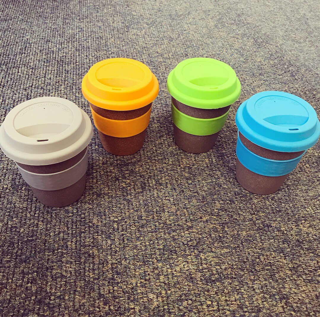 PinfoldPromos's tweet photo. Bamboo travel mugs 👀🧡.. lids and bands available in bright vibrant colours. Perfect for coffee machines ☕️ which also saves on disposable cups! #promotional #product #gifts #promo #promotionalproduct #friyay #friday #bamboo #ecofriendly #selfgenerating #business #happymay https://t.co/qgnmkph8xL