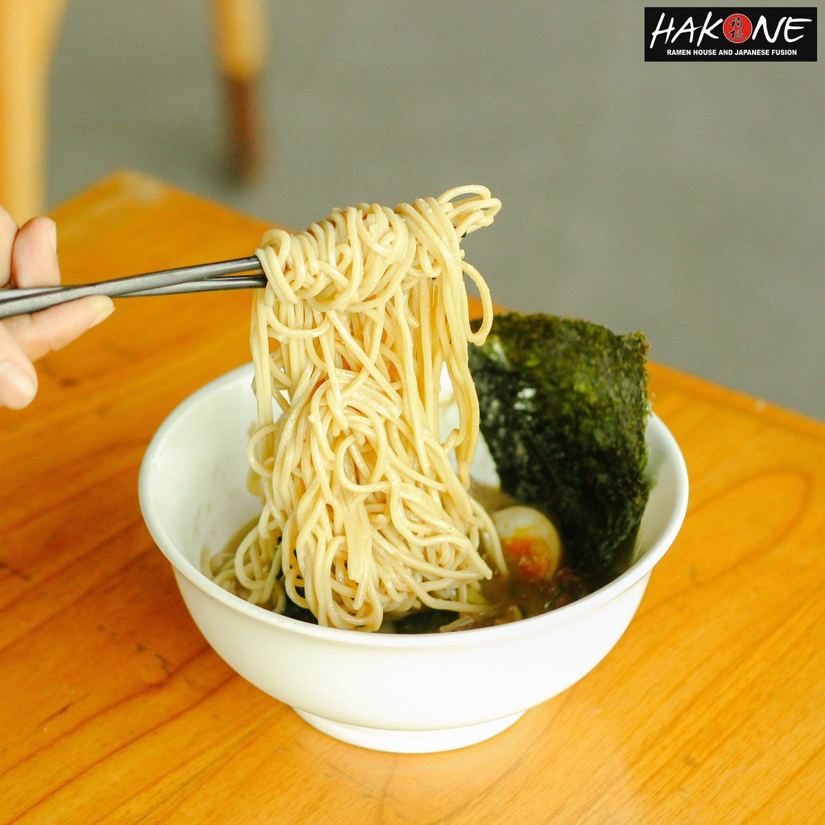 hakoneresto's tweet photo. Mie di Hakone dibuat sendiri dari tangan chefnya. Sore ini lumayan panas, apa makan siang kalian? https://t.co/1TwFwXDhjV