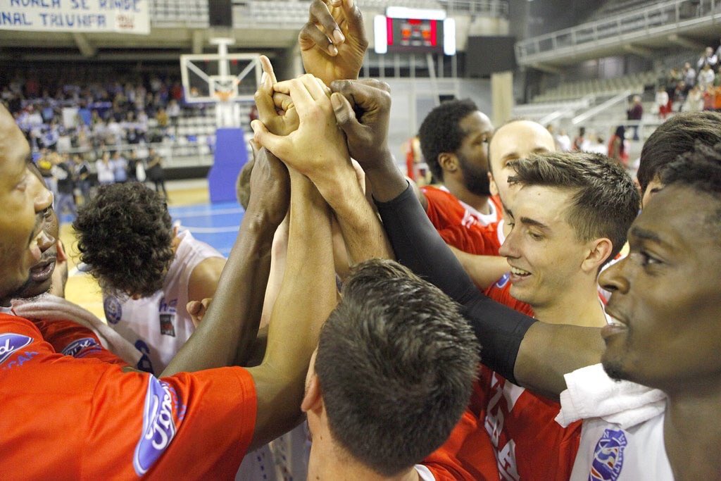 🔥 GAMEDAY 🔥 #LlenemosElFerrandiz 

🏀 (1) Semifinales a LEB ORO
⏰ 20:45h
⚔️ <a href="/Obila_com/">Óbila Club de Basket</a> 
🎥 canalfeb.tv/video/hla-alic…