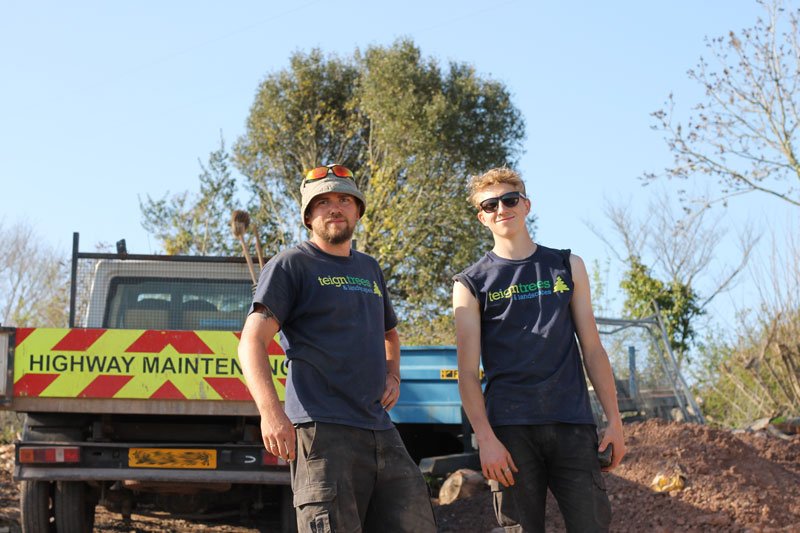 teigntrees's tweet photo. The Teign Trees & Landscapes calendar boys have been out in full force in this lovely weather we've been having lately with rather more flesh on show than usual 😎🙈 #teigntrees #calendar #comingsoon #sunsoutgunsout #treecrews #landscapers #fridayfun https://t.co/ufSRPeJCy3