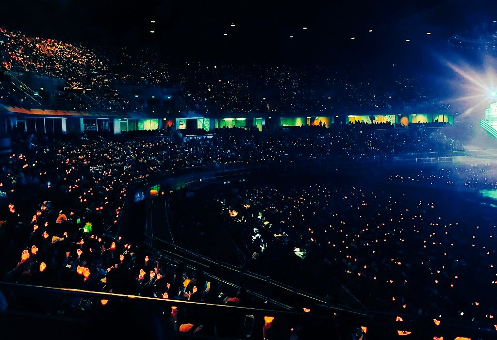 fanatic_got7_'s tweet photo. THAI IGOT7 ARE REALLY THE BEST 💚

#EYESONYOUINBKK 
@GOT7Official #MTVLAKPOPGOT7 
#GOT7 #PremiosMTVMiaw https://t.co/x4UWA0c721