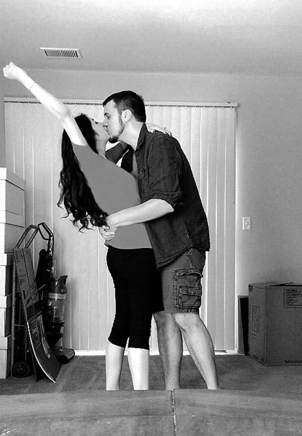 ElizabethLonden's tweet photo. Happy anniversary to my number 2!
Each photo has the same pose but represents a moment of our life at the time. From moving into to a new place, to pregnancy, to a little bit of chaos in the kitchen... life is good.
#9YearsLater #4YearsOfMarriage
#GodIsAlwaysNumber1 https://t.co/HAnfpXJDeI