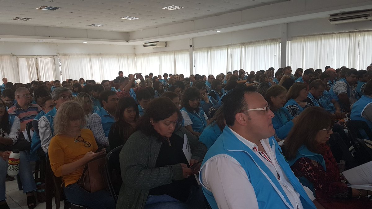 Laura_Noremberg's tweet photo. XXX Congreso Ptovincial Ordinario @udpm_misiones #Appstoles #Memoria #Balance2017 💪💪💪 https://t.co/N9pIVPyhSx