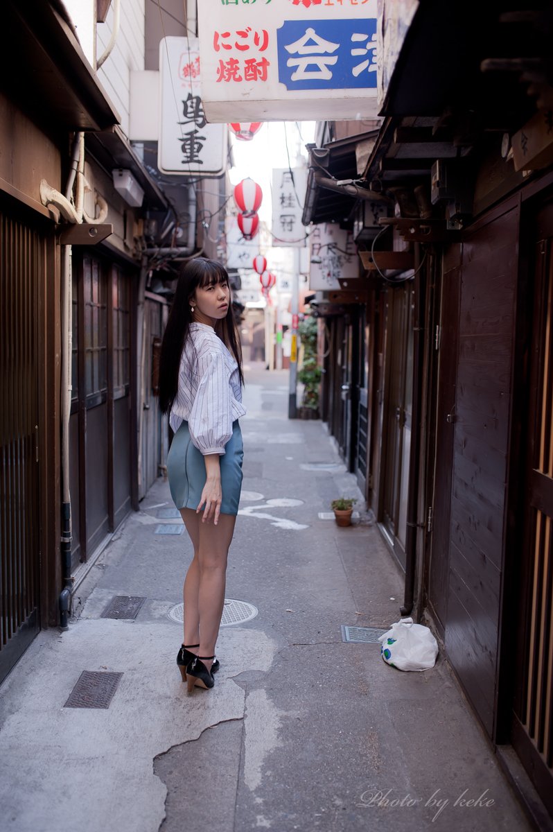 昼間の酒場に女がひとり』 被写体：Yuki(@heartful_yuki) ロケ地：渋谷