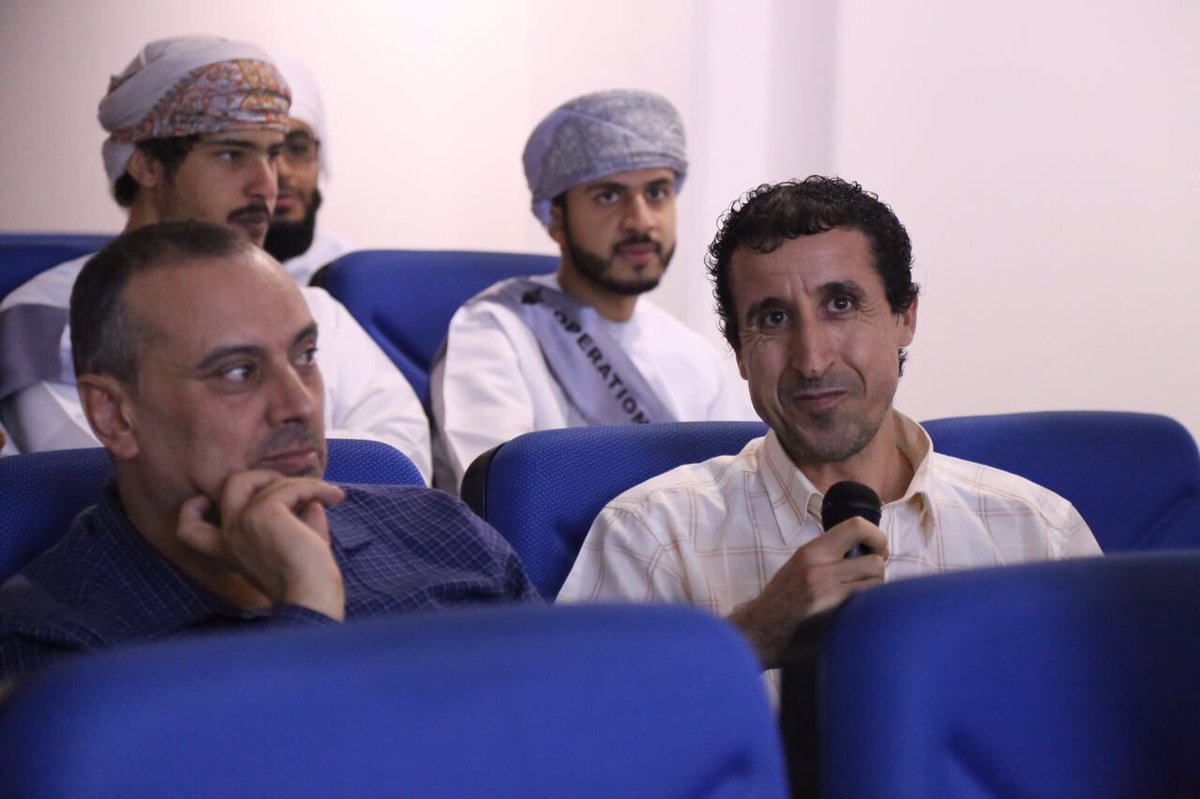 ombs_squ's tweet photo. اثناء حفل تخرج دفعة من طلبة تخصص إدارة العمليات
نبارك لهم حصاد الثمار  🎓✨ 
و من تفوق الى تفوق آخر بإذن الله 👏🏻
#This_is_Operation
@bssqu https://t.co/ebeuHYdwjc