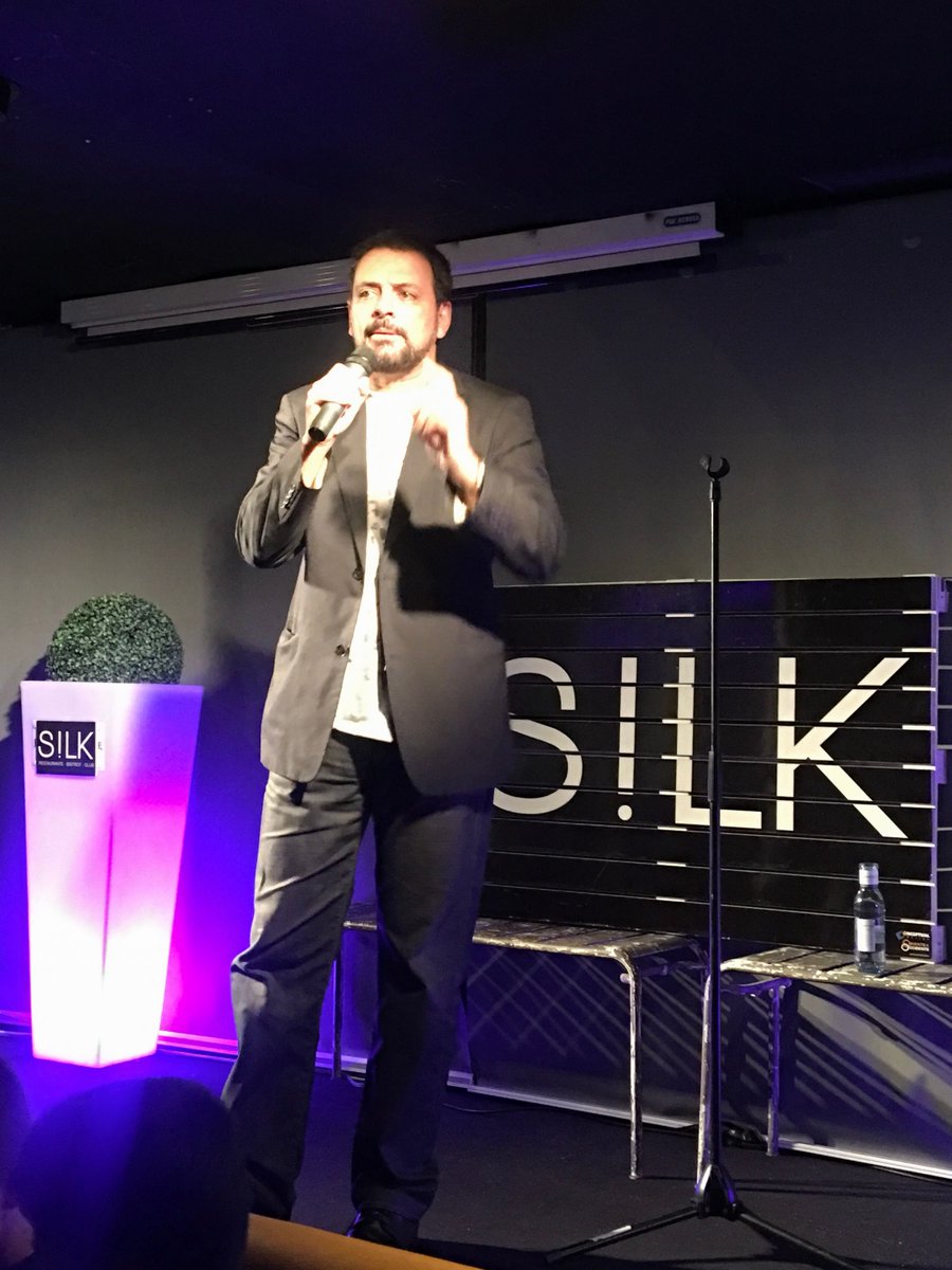 silkandsoya's tweet photo. Ayer volvimos a demostrar que #AyudarEsDivertido ¡y mucho! 😂 Gracias @infancia_org por dejarnos aportar nuestro granito de arena y gracias @juansolocomico @CarmenStmaria y a todos los que nos acompañasteis ❤ #SilkAndSoya https://t.co/JCziGgVxKv