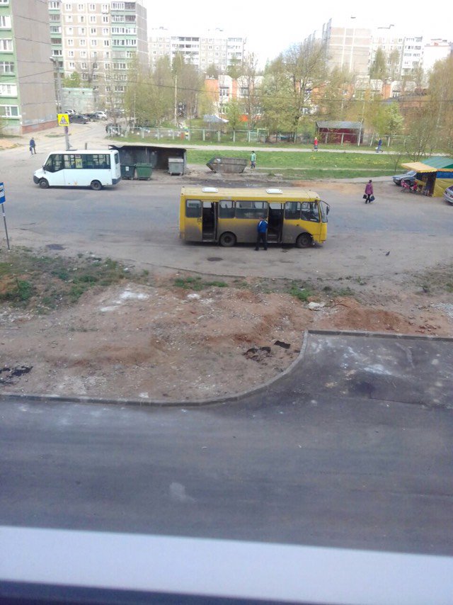 <a href="/VSharypov/">Владимир Шарыпов</a> <a href="/ivgorduma/">Ивгордума</a> <a href="/Maksim_Gromov/">Максим Громов 🇷🇺</a> @bars_tv
<a href="/Ivoblduma/">Ивоблдума</a>
На конечной остановке на Проспекте 70-летия Победы водители маршрутных транспортных средств постоянно прилюдно, вываливая свое хозяйство, писают возле домов. Это всё видят дети!
#ссыкуны #рождественский #ЖивуНаСвалке